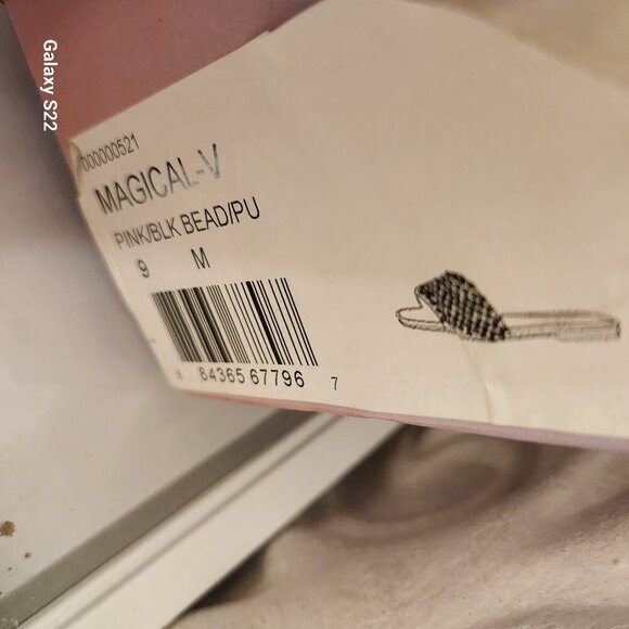 Lisa Vicky "Magical" Pink Beaded Slides. NIB. Size 9 - Picture 3 of 9